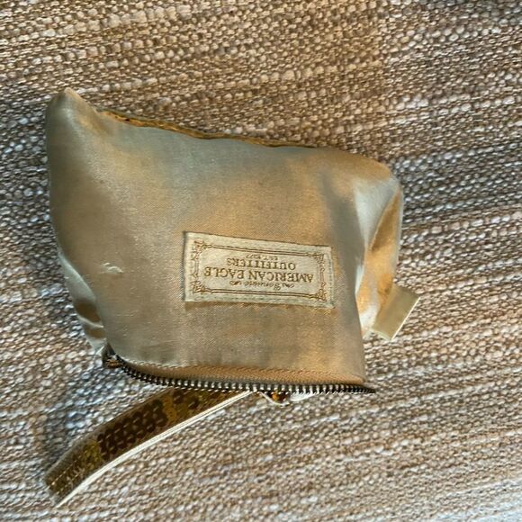 American Eagle Y2K sequin coin purse wristlet - Picture 4 of 7